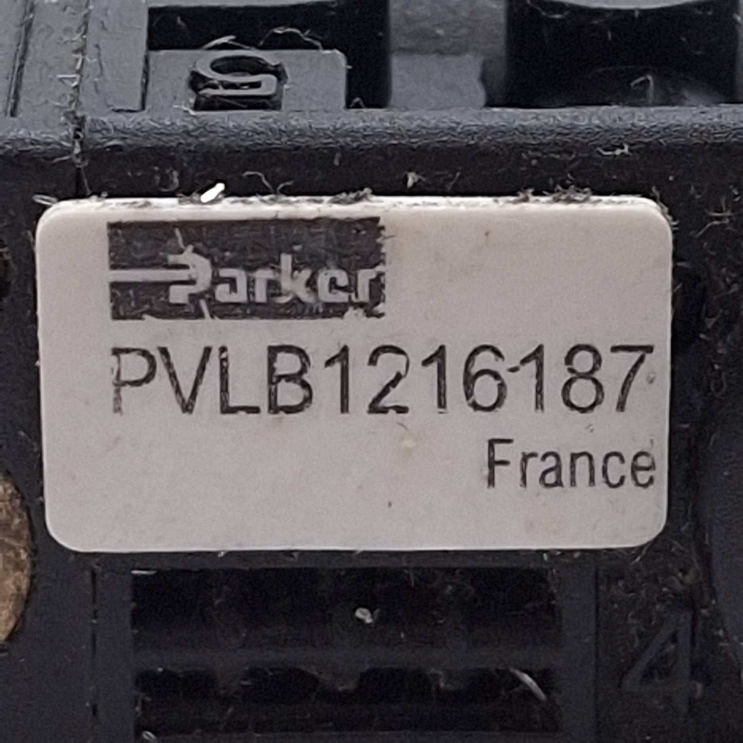 Used Parker PVLB1216187 Stacking Valve, 5/2 Spring Return, 30-150PSI, 1/8in NPT