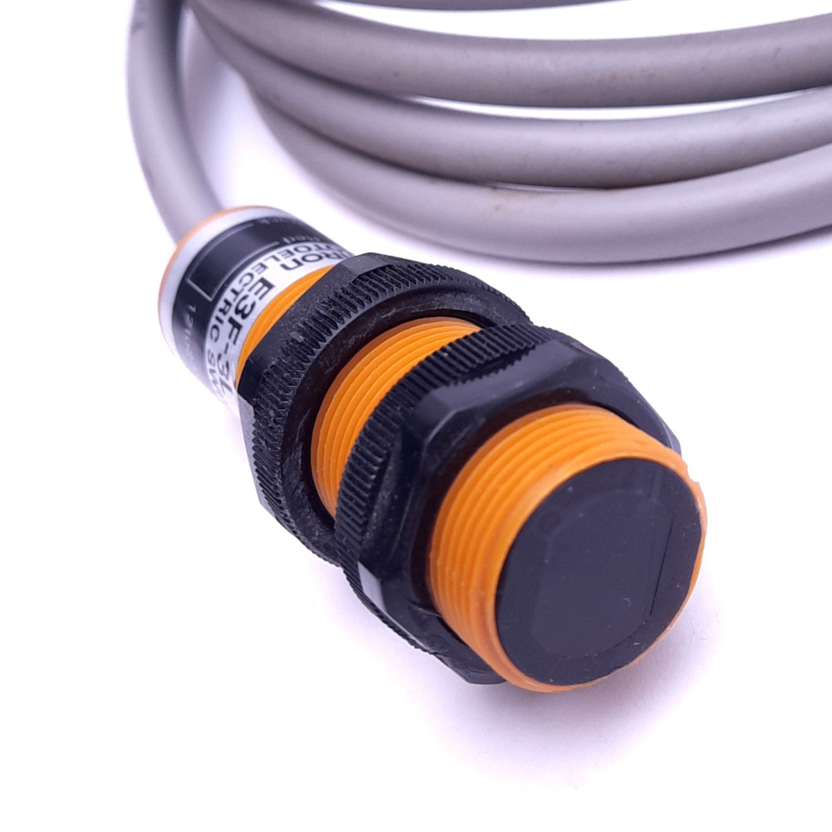 Used Omron E3F-3L Photoelectric Switch Cable, 2-Wire, 12-24VDC, 100mA Out Max, 6ft