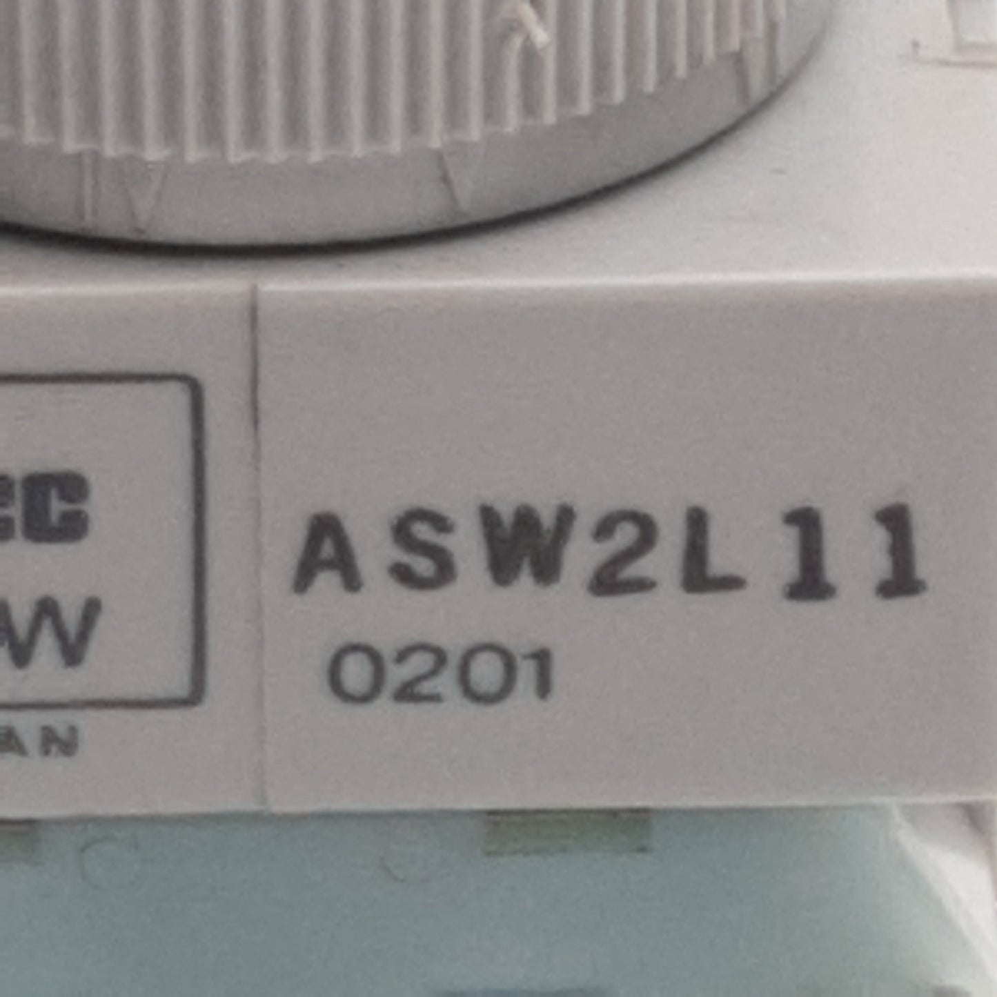 Used Idec ASW2L11 Lever Selector Switch, 2-Position 1N.O 1N.C, 10A 600VAC/VDC Contact