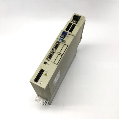 Used Yaskawa SGDC-05AJA SERVOPACK Motor Drive 280-330VDC In, 3PH 230VAC 0.5kW Out