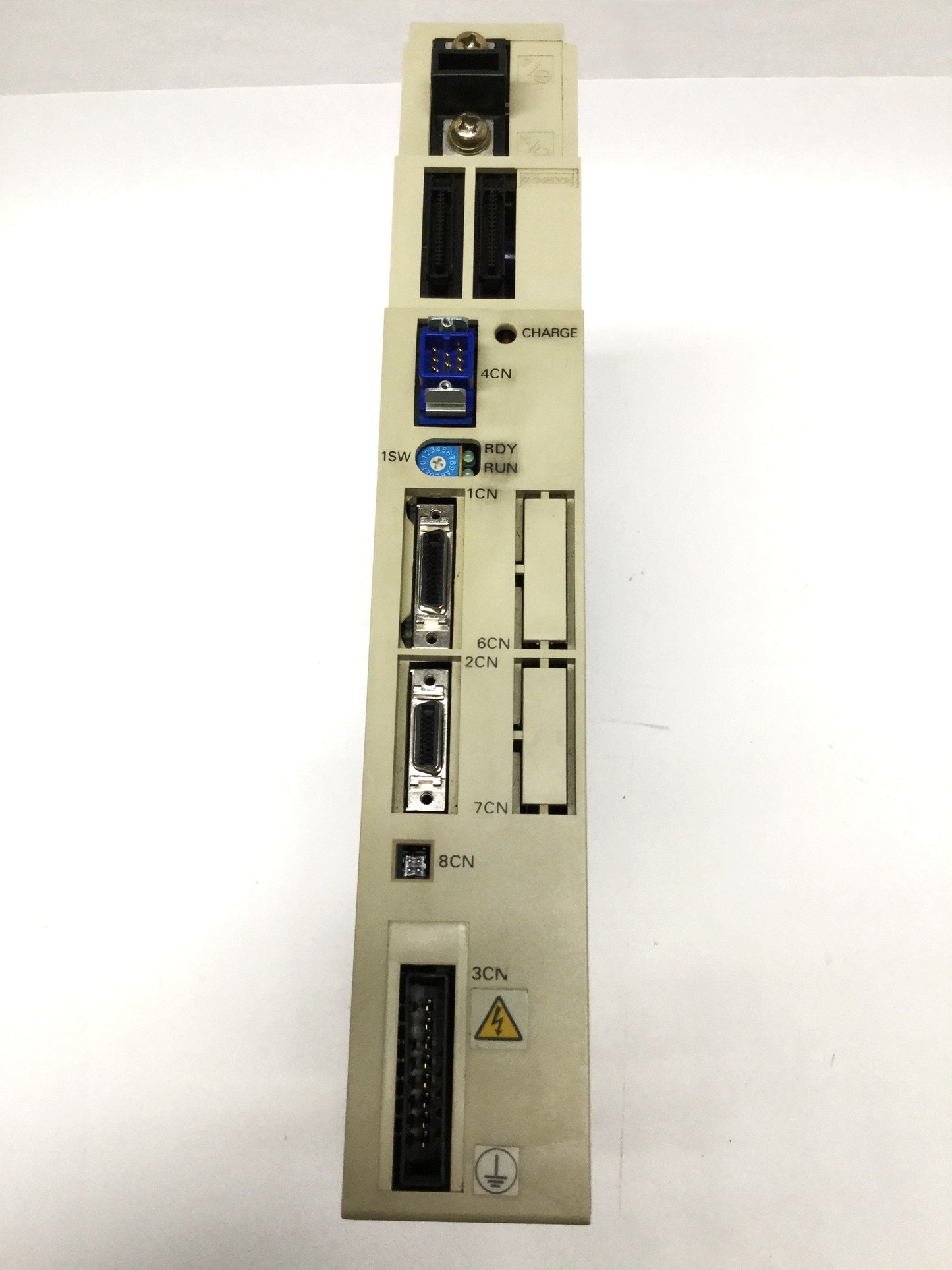 Used Yaskawa SGDC-05AJA SERVOPACK Motor Drive 280-330VDC In, 3PH 230VAC 0.5kW Out