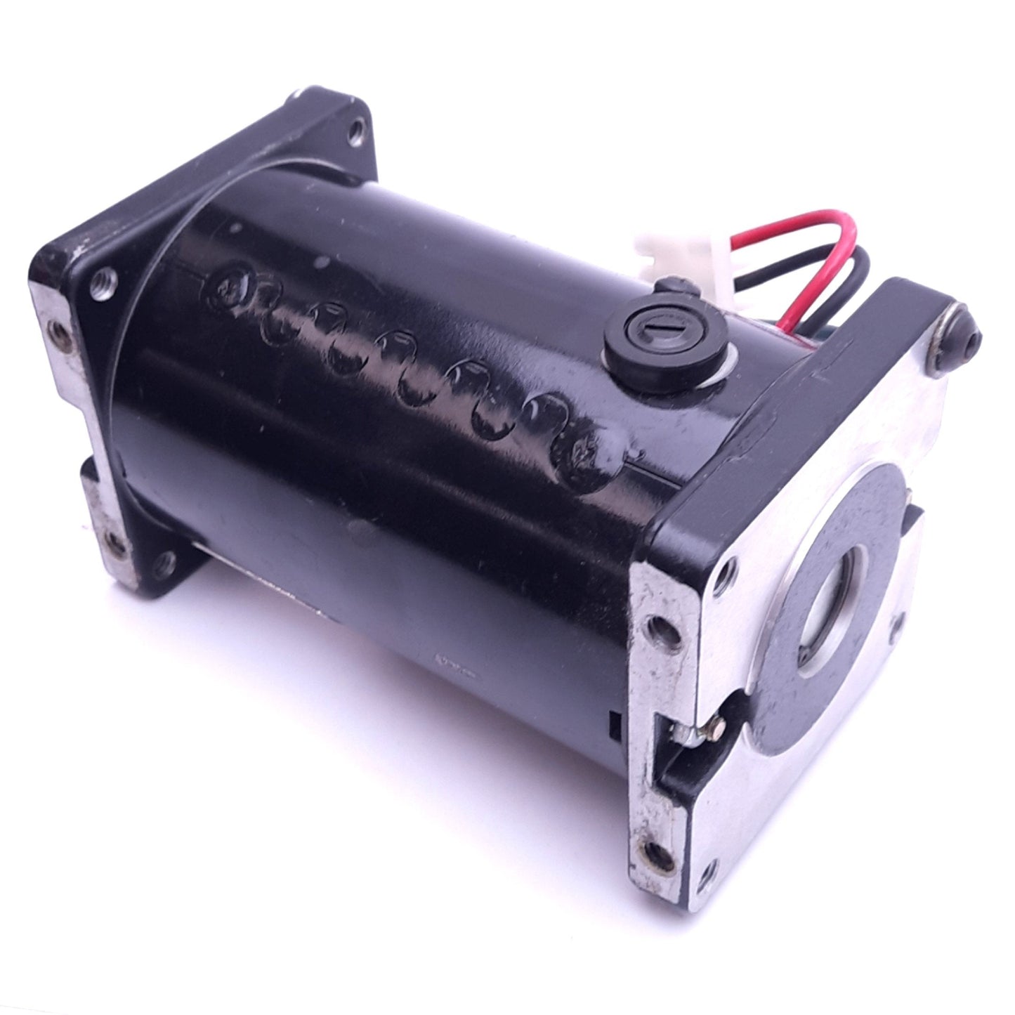 Used Leeson CM31D35NZ8A Brushed DC Motor, 90VDC 1.3A, 3500rpm, 1/10hp, ø1/2in Shaft