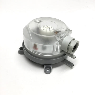 Used Beck 930.85 Climair Differential Pressure Switch, 200-1000Pa Range, 100Pa Diff