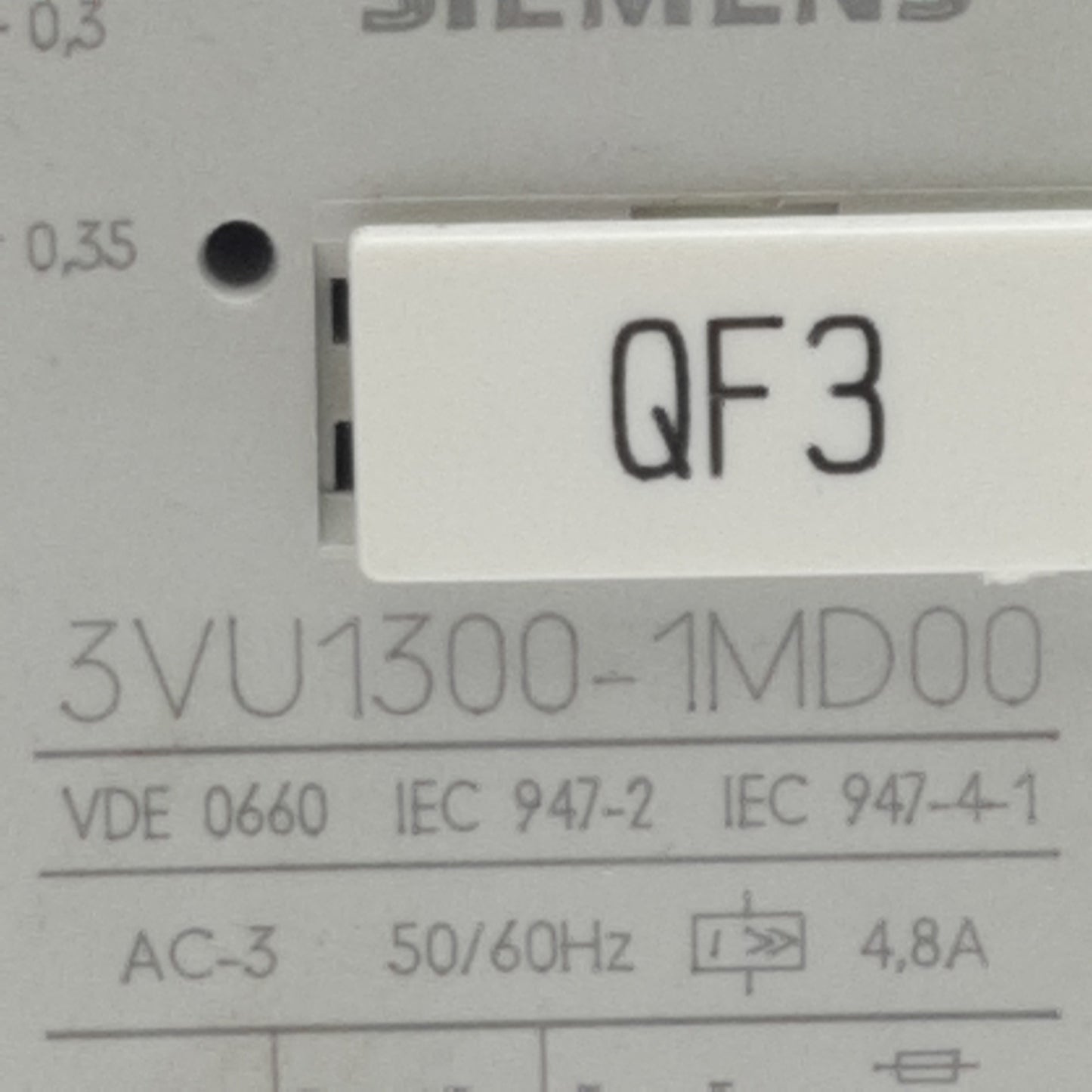 Used Siemens 3VU1300-1MD00 Motor Protection Circuit Breaker 3-Pole 1NO 1NC, 0.24-0.4A