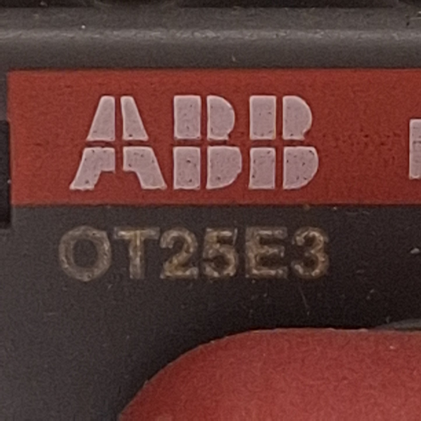 Used ABB OT25E3 Rotary Disconnect Switch, 3-Poles, 25A 600VAC 20HP, DIN Rail