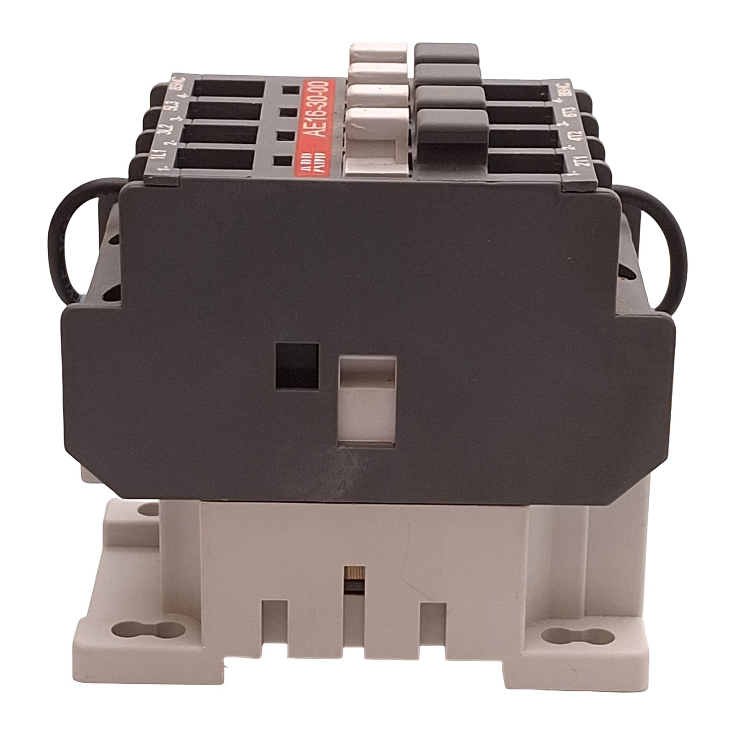 Used ABB AE16-30-00 Contactor, 3-Poles, 3NO, 600VAC 30A 15HP, DIN Rail, 24VDC Coil