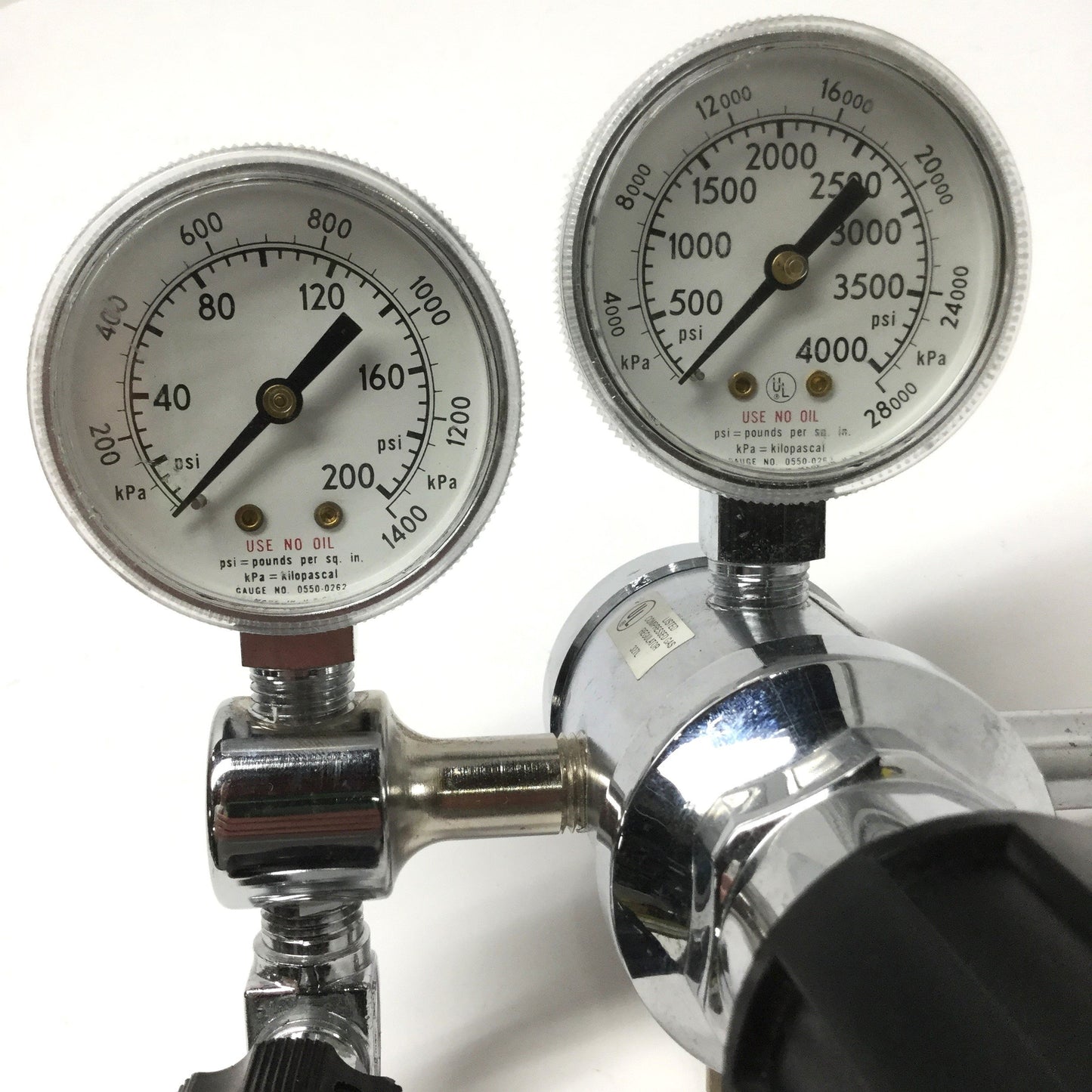 Used Concoa 315535110 Dual Stage Gas Regulator CGA 500 Inlet, 1/4" NPT Out, 0-100psi
