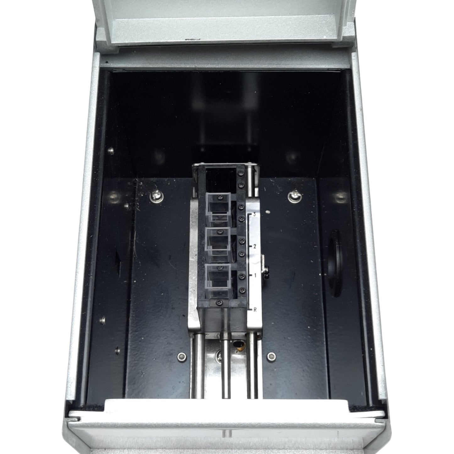 Used Unico Model 2100 Spectrophotometer 5nm Slit, 1200 Lines/mm, 325-1000nm, 4-Posi.