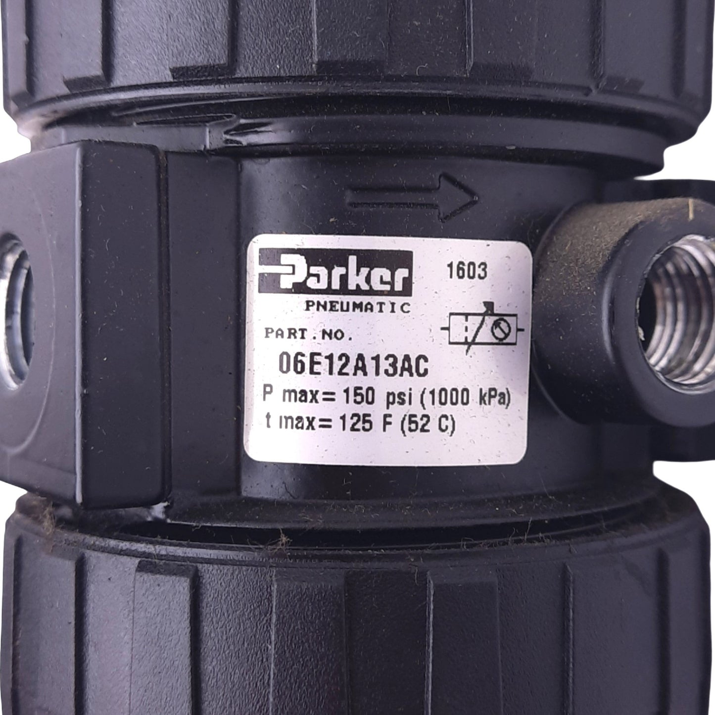 Used Parker 06E12A13AC Filter Regulator, 2-125psi Set, 40µm, 1/4" NPT, 150psi Max