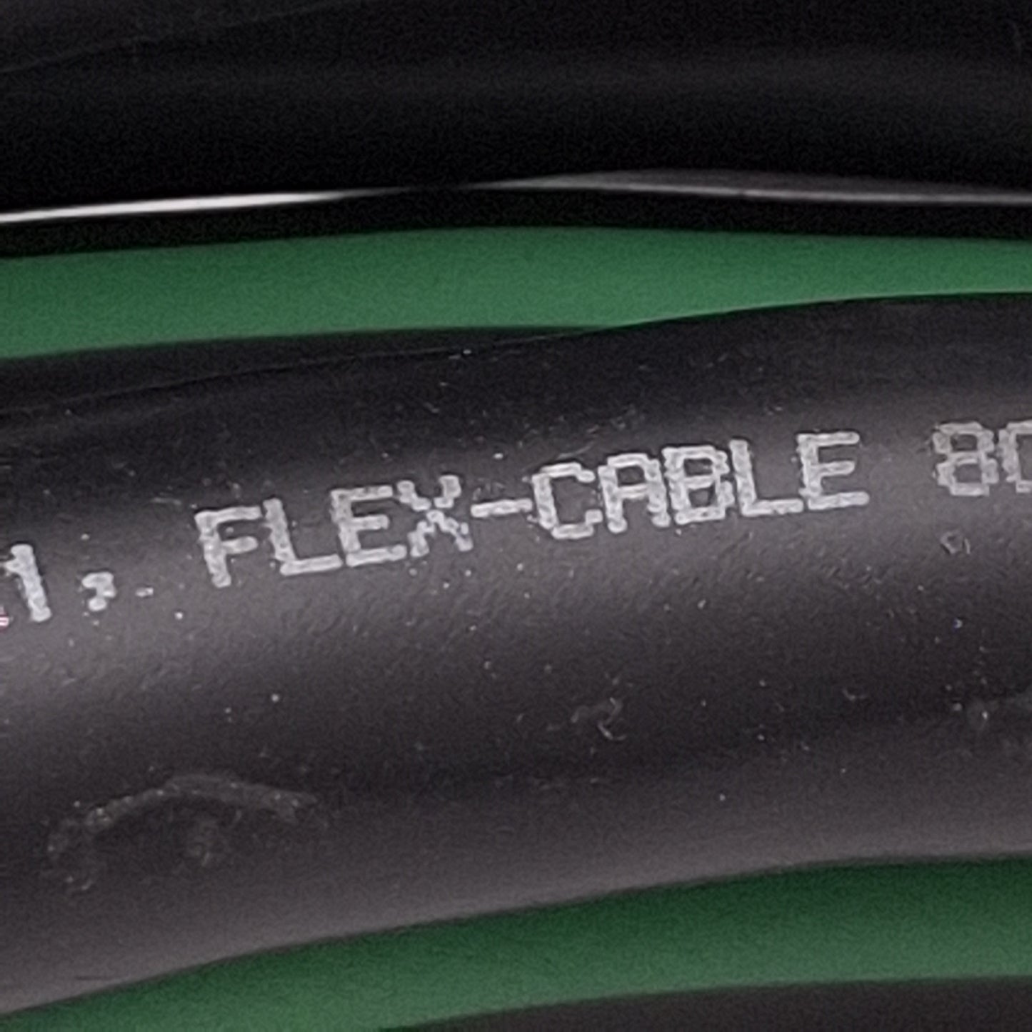 Used Flex-Cable FC-CFBM6DF-CB-M006 Servo Motor Feedback Cable 28-Pin Female, 6m
