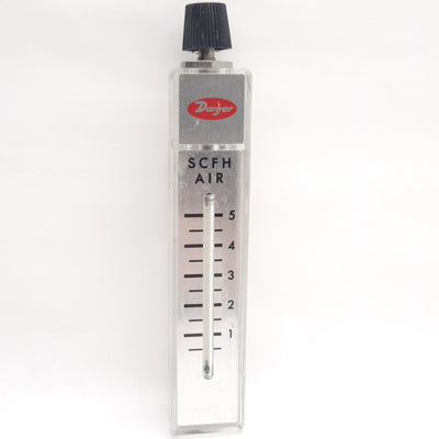 Used Dwyer RMA-4-TMV Air Flowmeter, 0.5-5 SCFH, 100psi Max, 1/8in NPT, 2in Scale