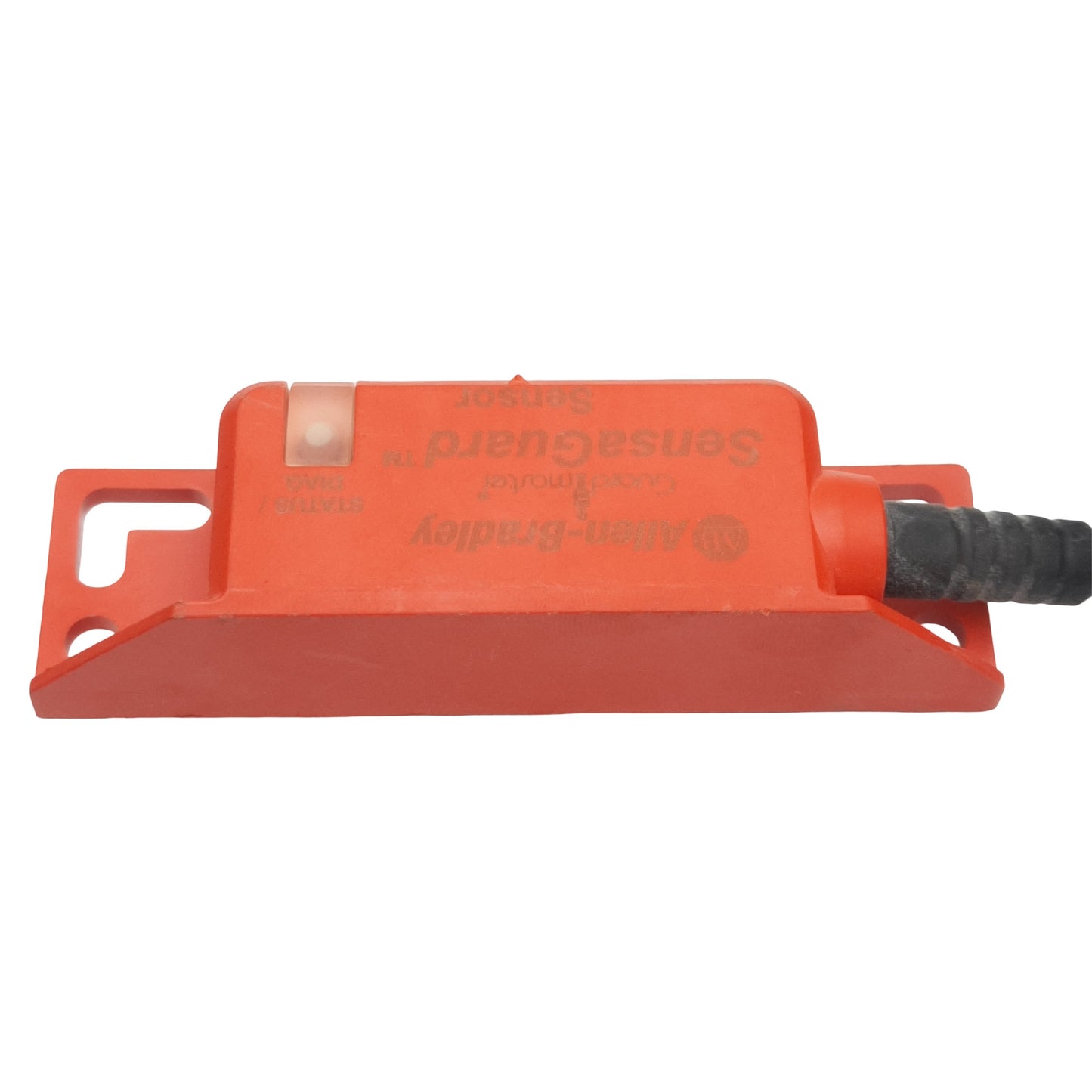 Used Allen Bradley 440N-Z21SS2BN SensaGuard Sensor PNP 2NC 1NO 25mm Range, 24VDC, 10m