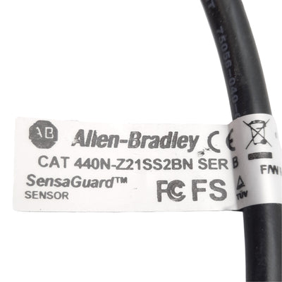 New Allen Bradley 440N-Z21SS2BN SensaGuard Sensor PNP 2NC 1NO, 25mm Range 24VDC, 10m