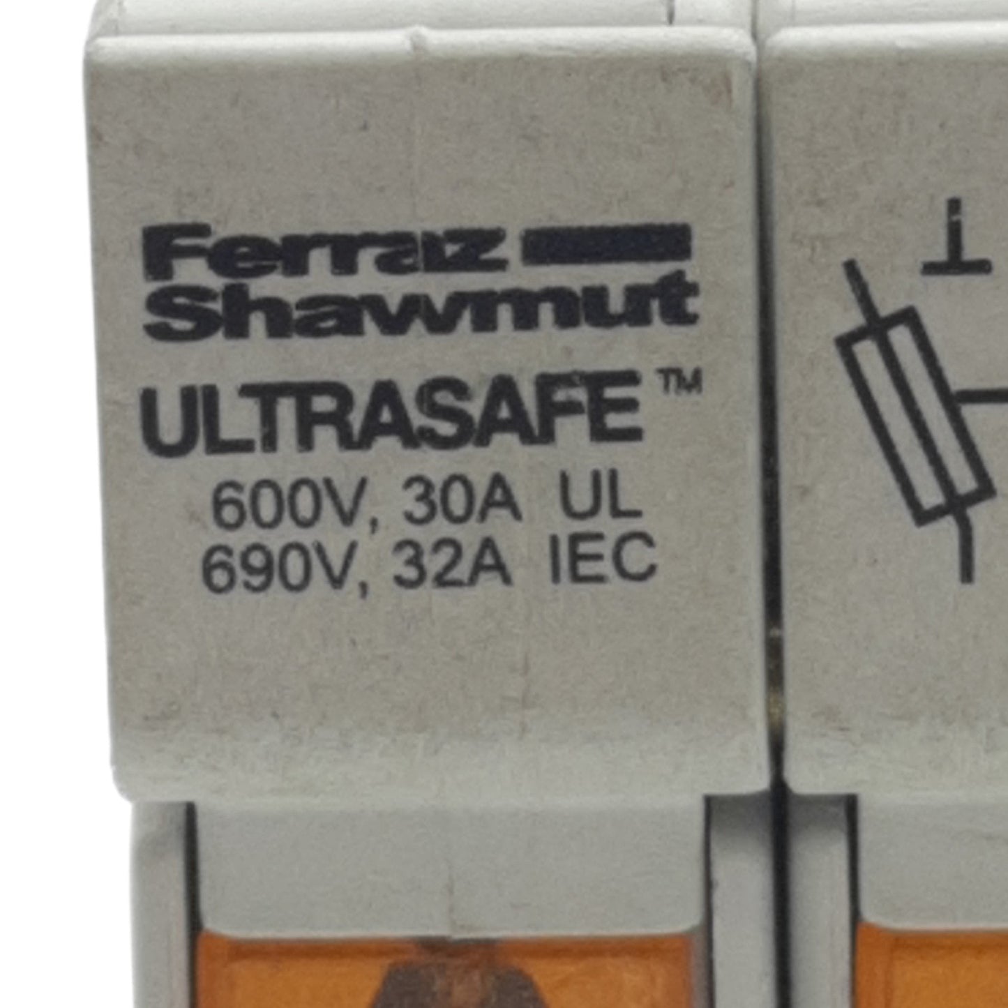 Used Ferraz Shawmut USM3I Fuse Holder, For Midget Fuses, 600VAC/VDC 30A, 3 Pole