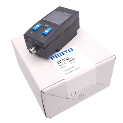 New Festo SDE1-D10-G2-R18-L-P1-M8-G5 Pressure Sensor, 0-10bar, 1 PNP Output, M8 3-P