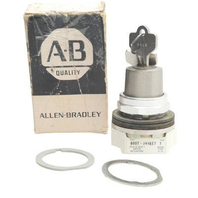 New Allen Bradley 800T-J44KE7 Keyed Selector Switch, 33mm, 3-Position, Maintained