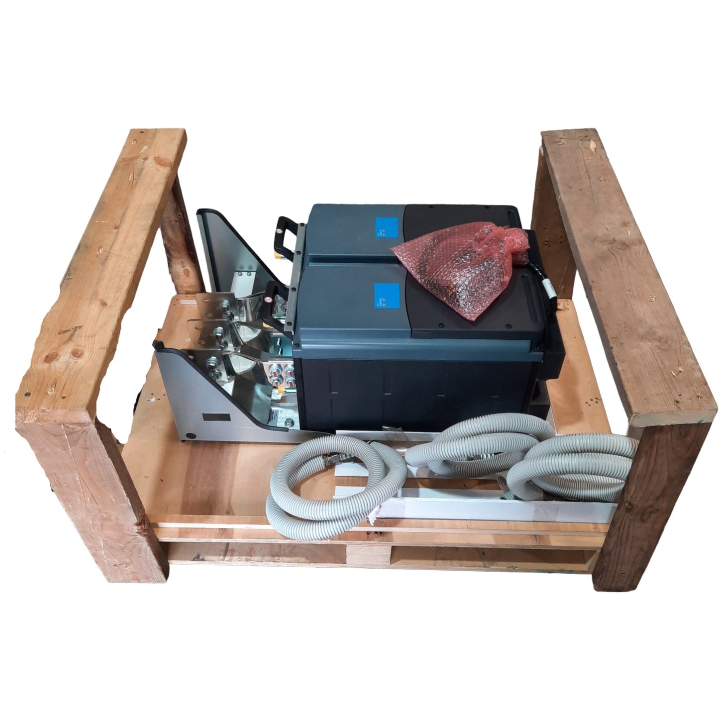 New – Open box Danfoss 136H3955 Vacon NX VFD 3Ø 920A 380-500VAC In, 1090A 465-800VDC Out, 620kW