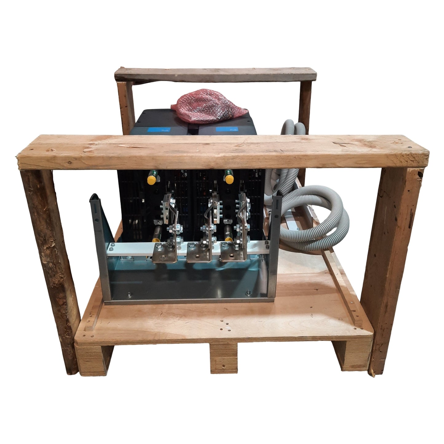 New – Open box Danfoss 136H3955 Vacon NX VFD 3Ø 920A 380-500VAC In, 1090A 465-800VDC Out, 620kW