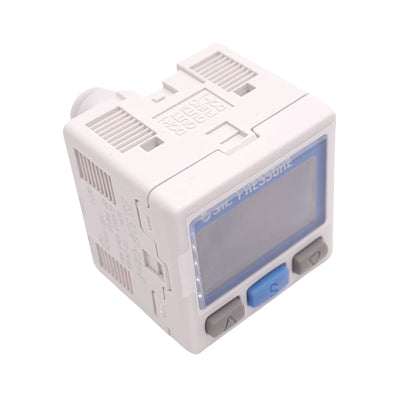 New SMC ZSE30AF-C4H-P Vacuum Switch, -100-100kPa, 1 PNP Open Out, ø4mm P2C, 12-24VDC