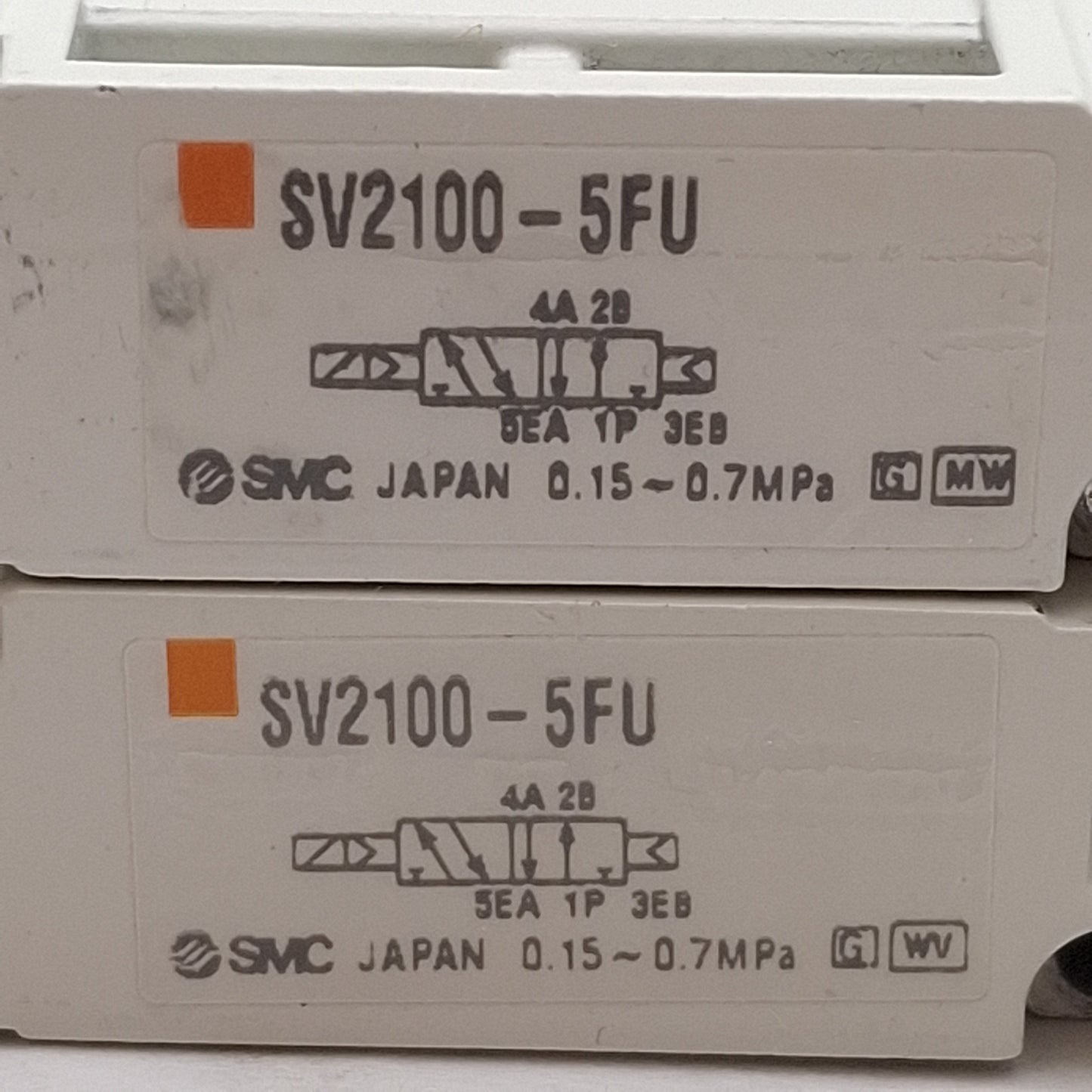 Used Lot of 2 SMC SV2100-5FU Solenoid Valve 2-Position Single 0.15-0.7MPa 24VDC Coil