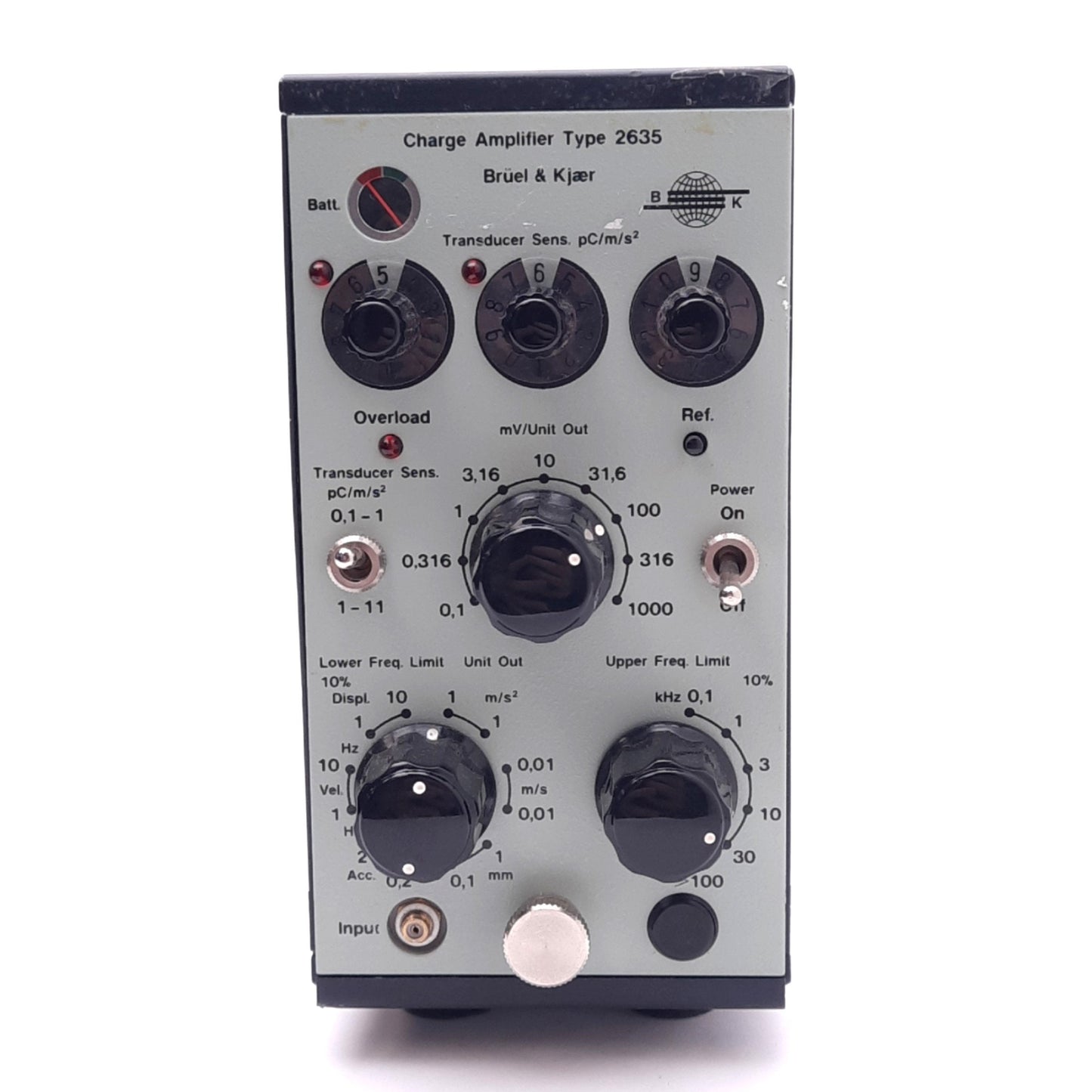 Used Bruel & Kjaer 2635 Charge Amplifier, 10^5pC Max In, 8VDC Max Out, 6-28VDC Supply