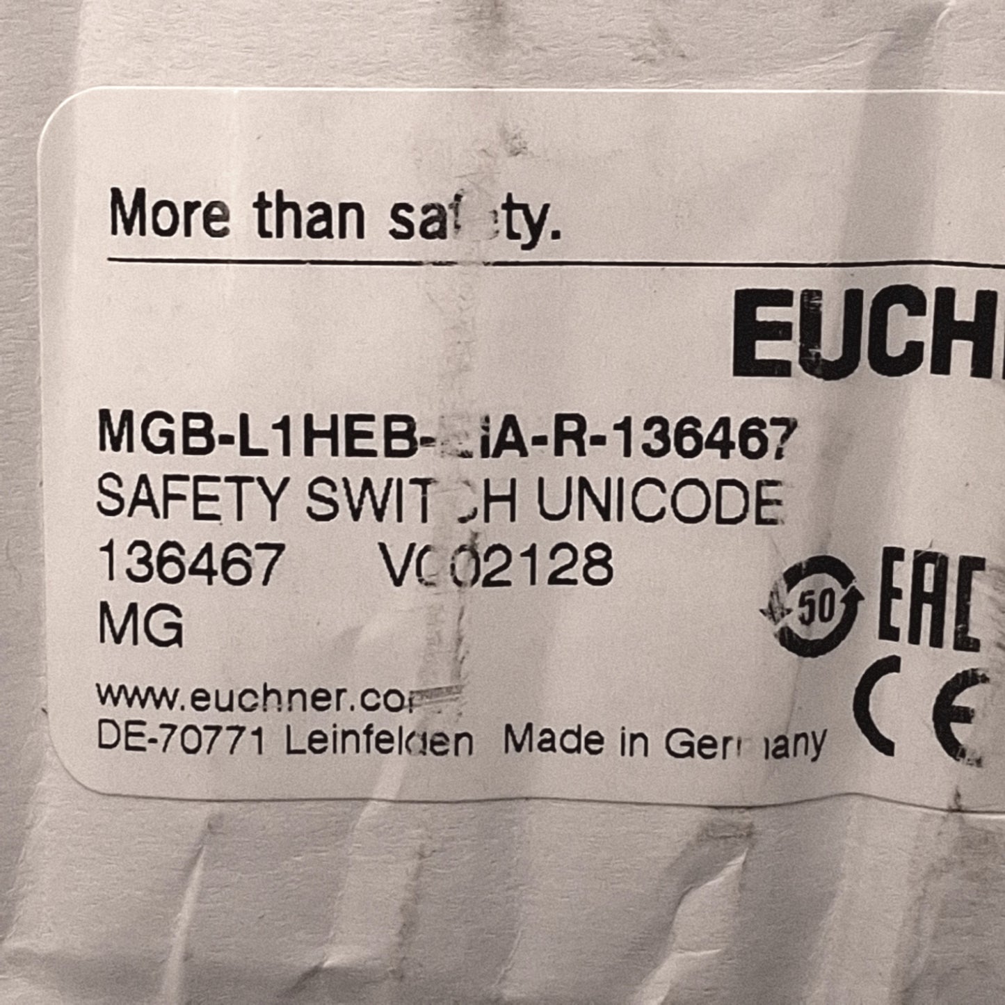 New Euchner MGB-L1HEB-EIA-R-136467 Door Safety Switch Assembly w/ Escape Release