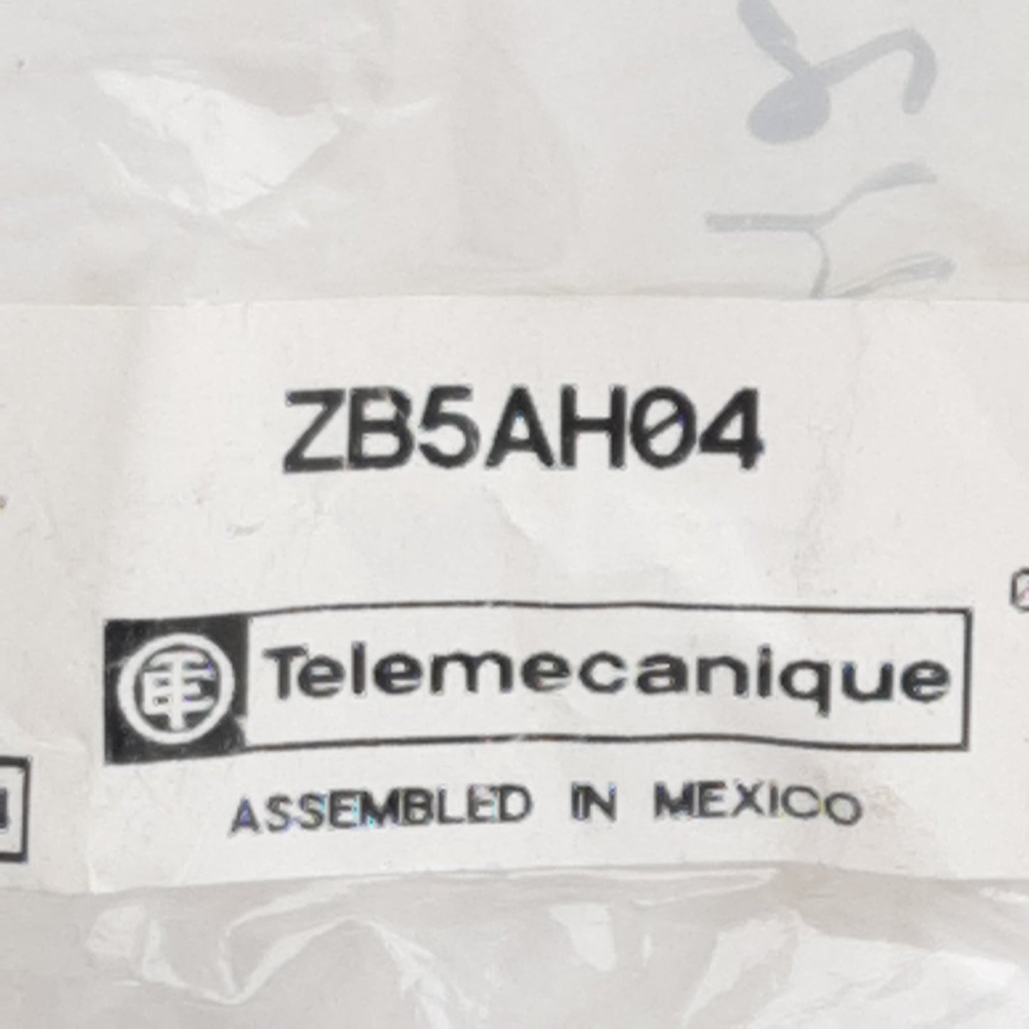 New Lot of 2 Telemecanique ZB5AH04 Pushbutton Operator, Red, 22mm, Flush