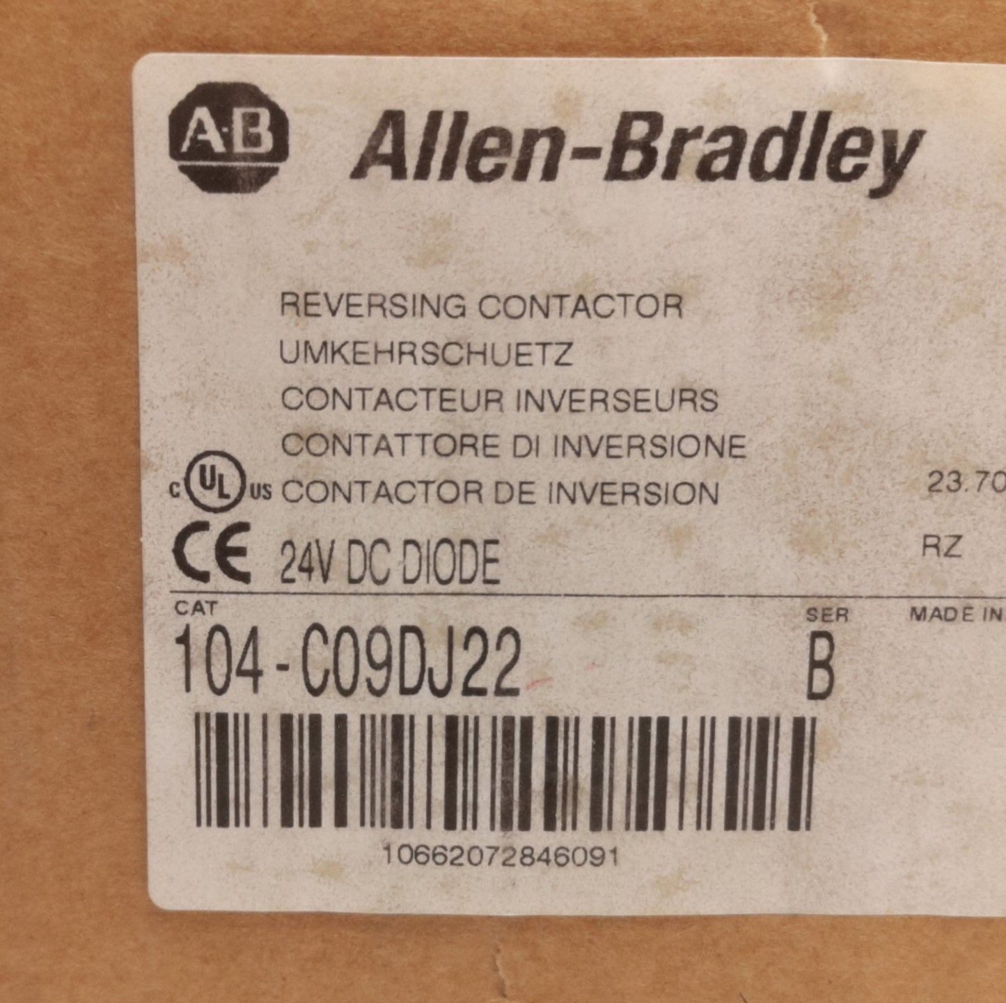New Allen Bradley 104-C09DJ22 Reversing Contactor 3-P 690VAC 32A Contact, 24VDC Coil