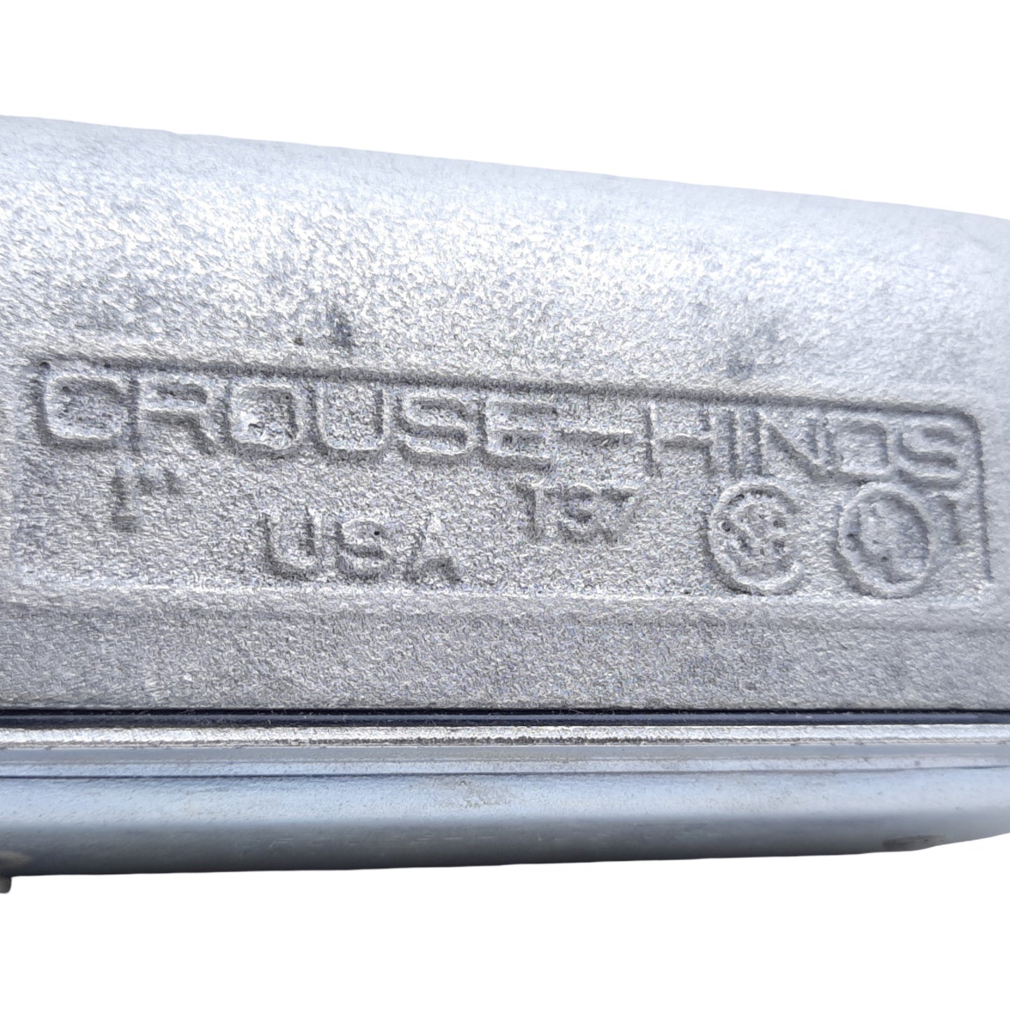 Used Crouse Hinds 782274627007 T37 Conduit Body Form 7, 1" w/ Gasketed Cover 370SG