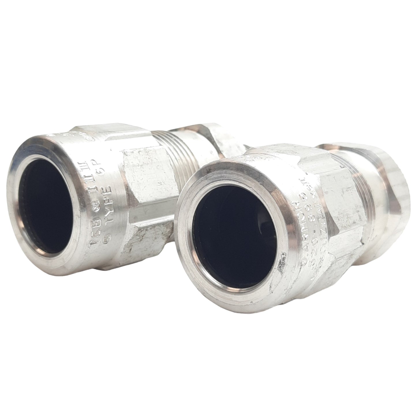 Used Lot of 2 Thomas & Betts STE050 Extreme Fitting 1/2 NPT, Hub Size 1/2in, 64.01mm