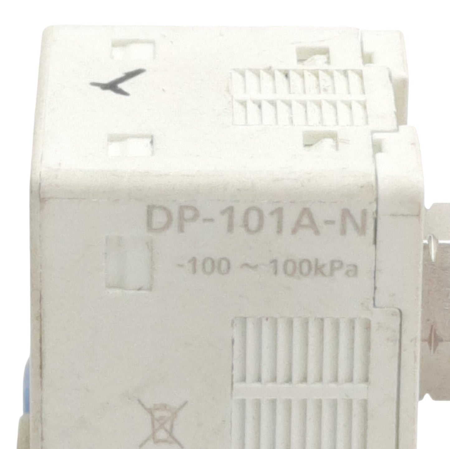 Used Panasonic DP-101A-N Analog Pressure Switch, -100 to 100kPa, 10-24VDC, NPN Output