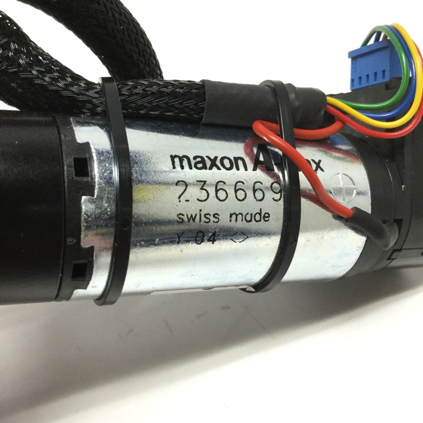 Used Maxon 236669 A-max Ø32mm Geared DC Motor 24VDC 20W 18:1 Ratio w/500CPR Encoder