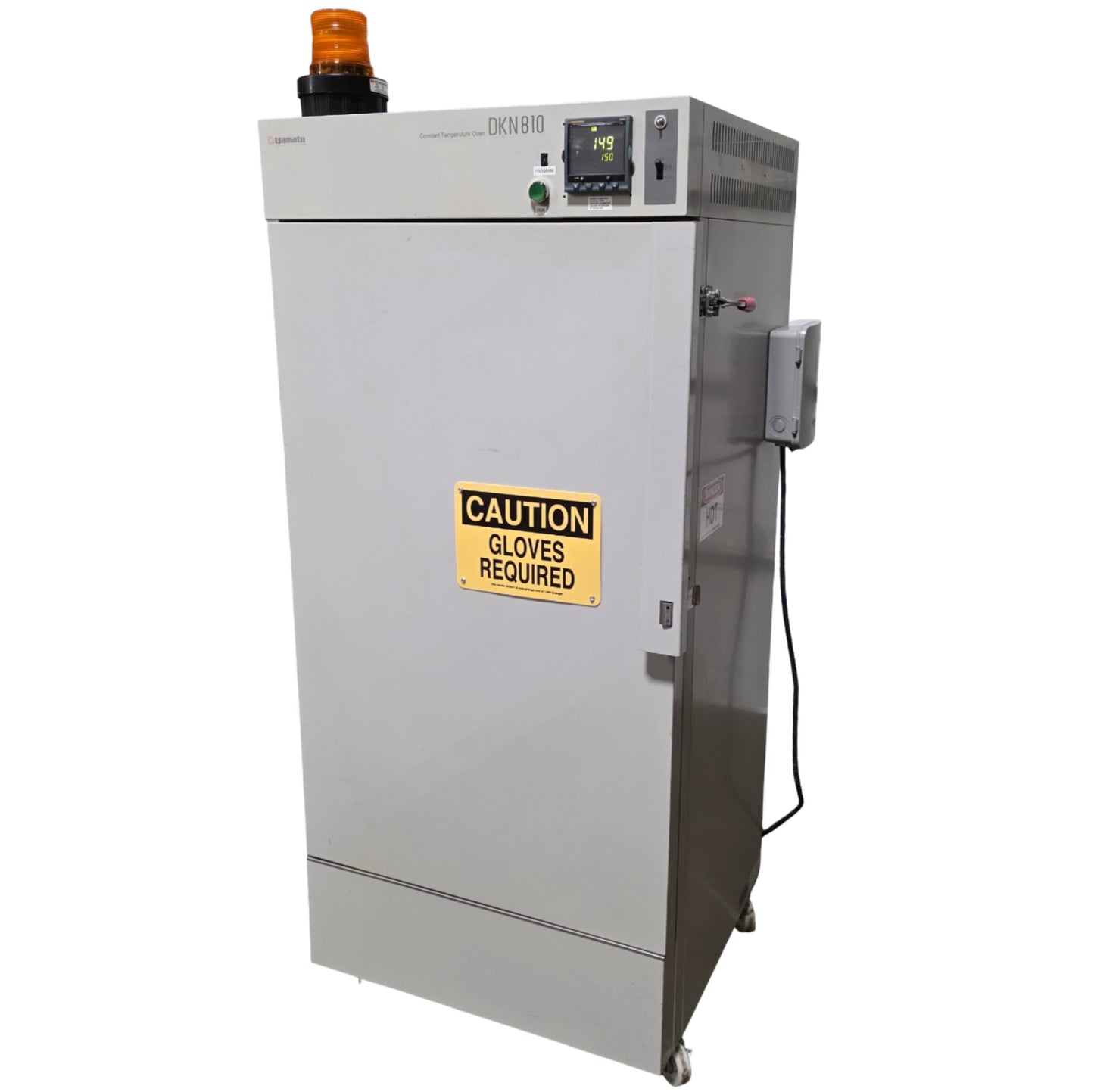 Used Yamato DKN810 Mechanical Convection Oven 10.6CuFt Amb-260°C 3kW 220VAC 14A 1-Ph