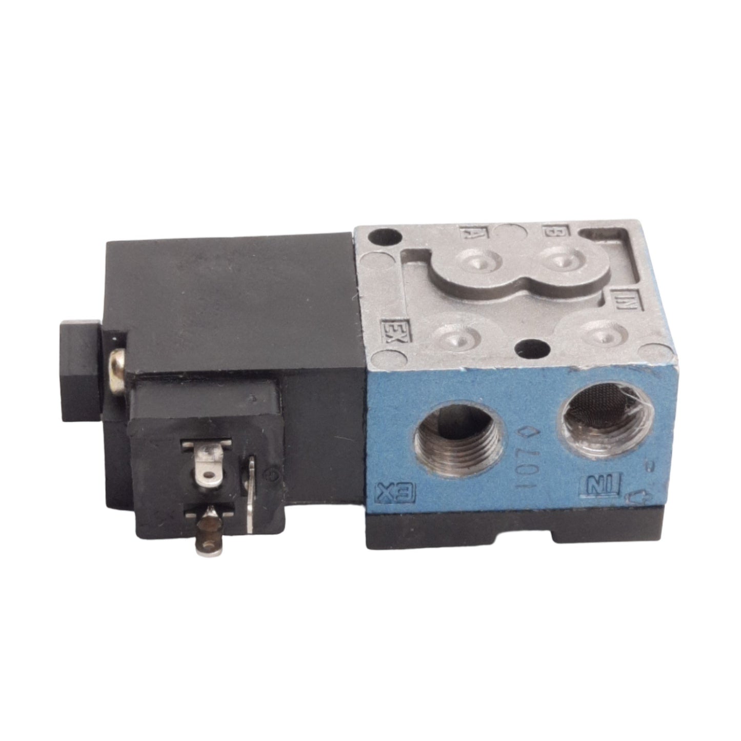 Used MAC Valve 45A-AA1-DAAJ-2KD Solenoid Valve VAC-120PSI, 1/8" NPT, 110/120VAC Coil