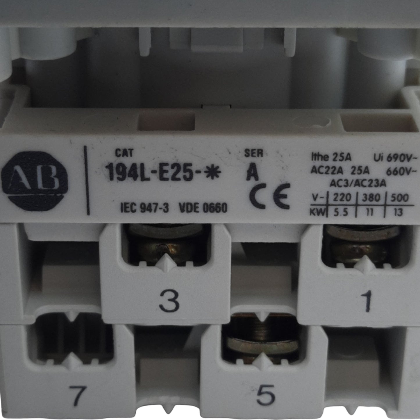 Used Allen Bradley 194L-E25-1753 Control & Load Switch OFF-ON 90°, w/ Handle