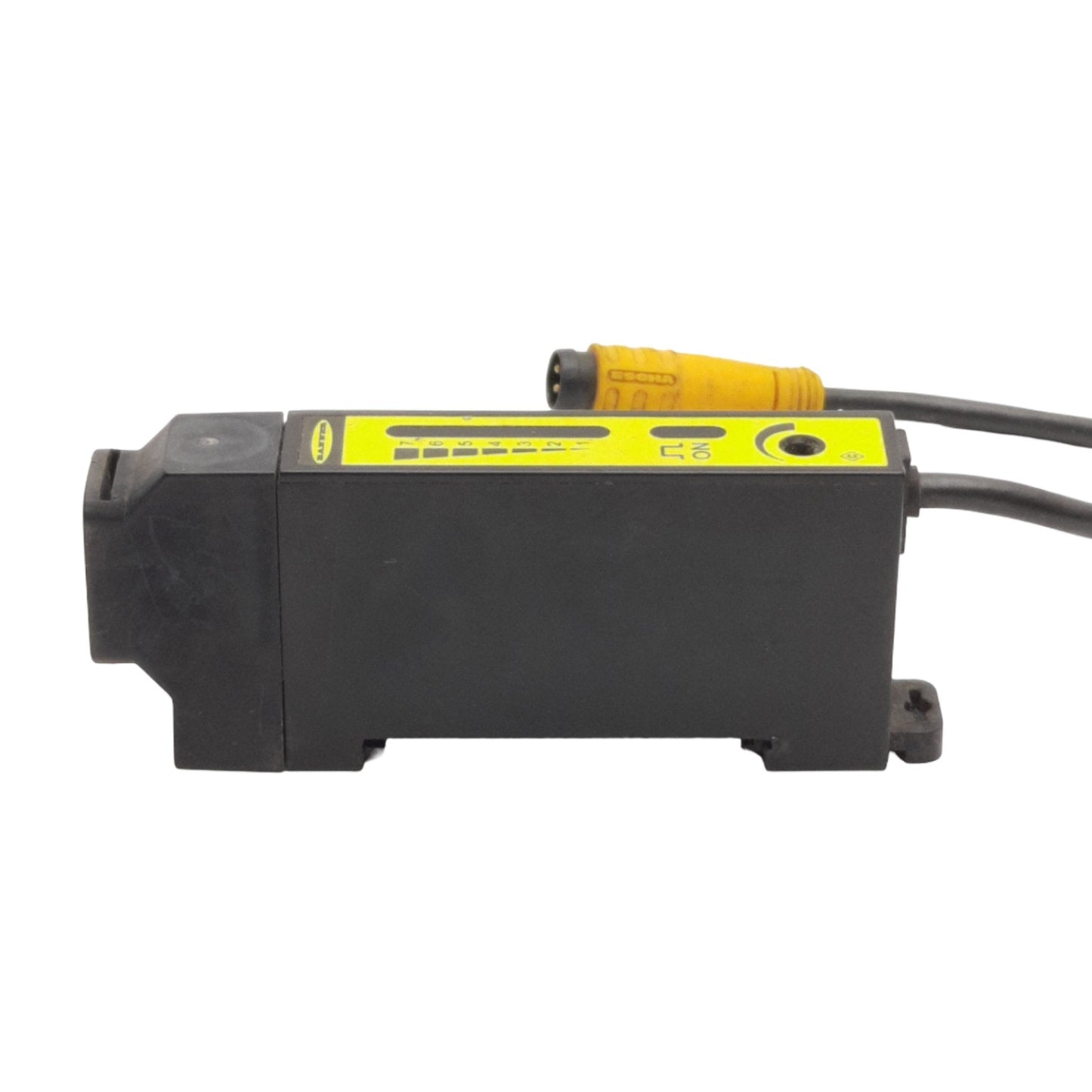 Used Banner D12SN6FVQ Fiber Optic Sensor, Voltage: 10-30VDC, Output: NPN 150mA