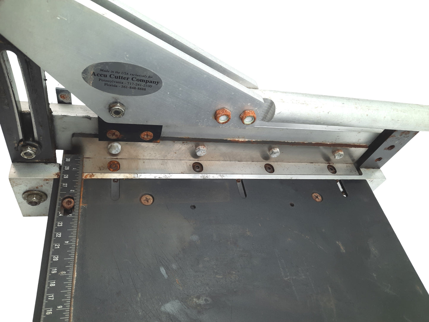 Used Accu Cutter Model 2001 Metal And Plastic Shear, 12 Inch Length *Rust*