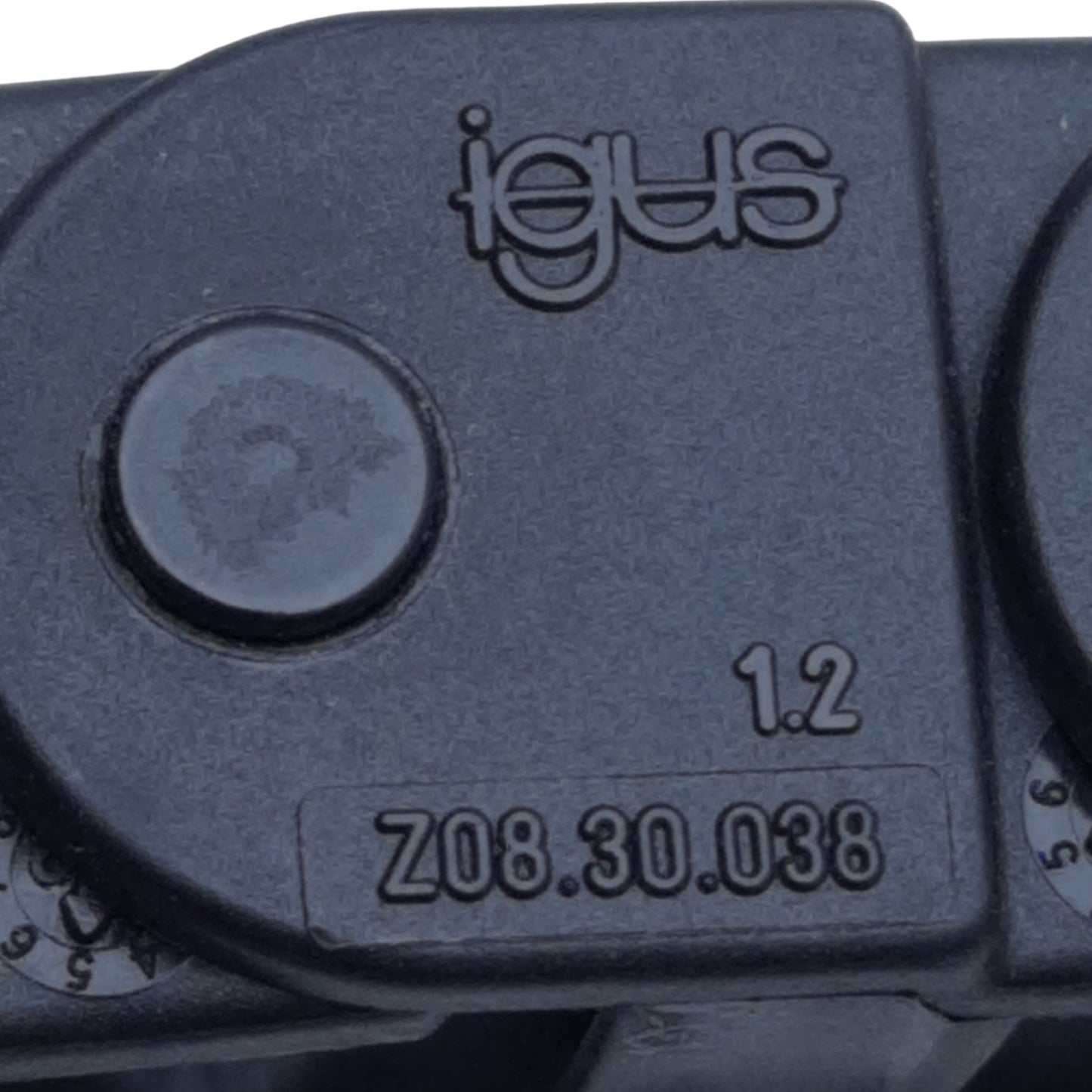 Used Igus Z08.30.038 easy chain Series E08, Inner W 30mm, Outer W 38.2mm, 13 Links