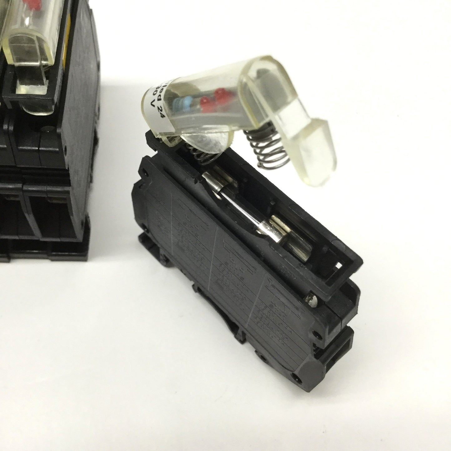 Used Lot of 8 Phoenix USIG Modular Fuse Terminal Blocks w/ST-SILED 24V Plug 6.3A 400V