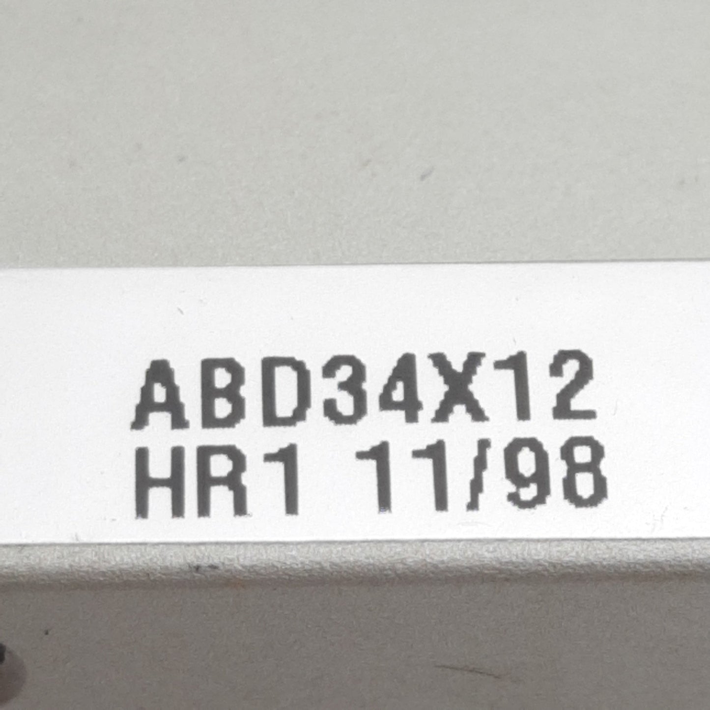 New Compact ABD34X12 Pneumatic Cylinder, ø3/4in Bore, 1/2in Stroke, #10-32, 250psi