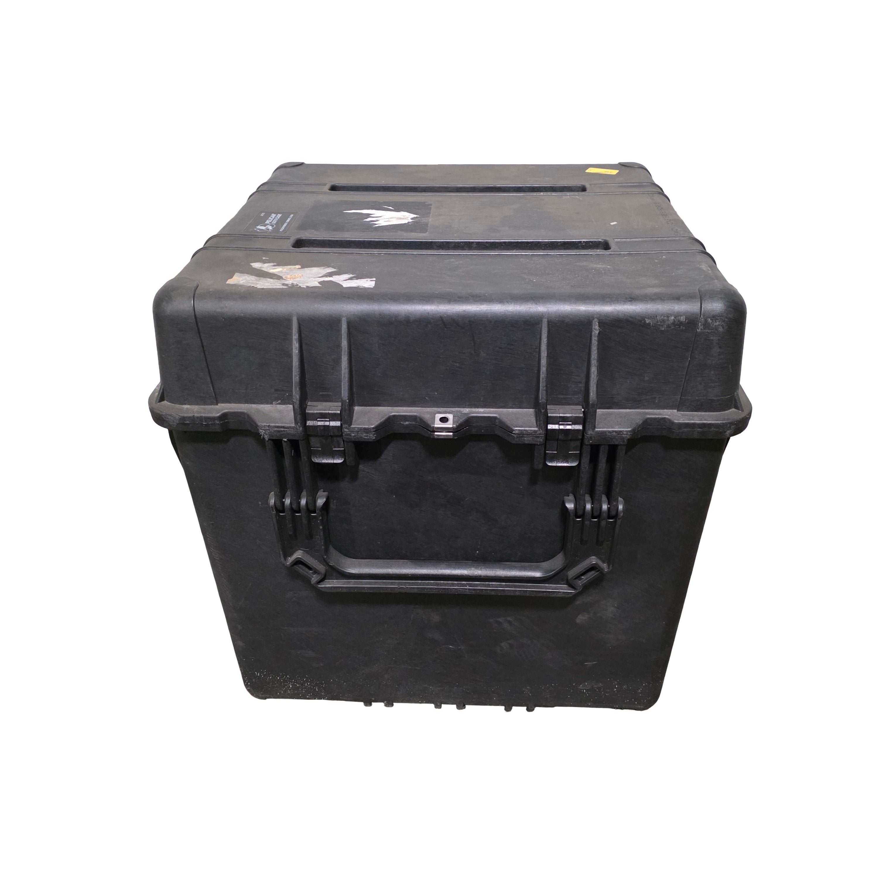 Pelican 0370 Protector Cube Case 8CuFt, 26.5