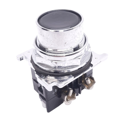 Used Eaton 10250T101-1 Flush Pushbutton Switch, ø30.5mm, 1NO 1NC, 600VAC 10A Max