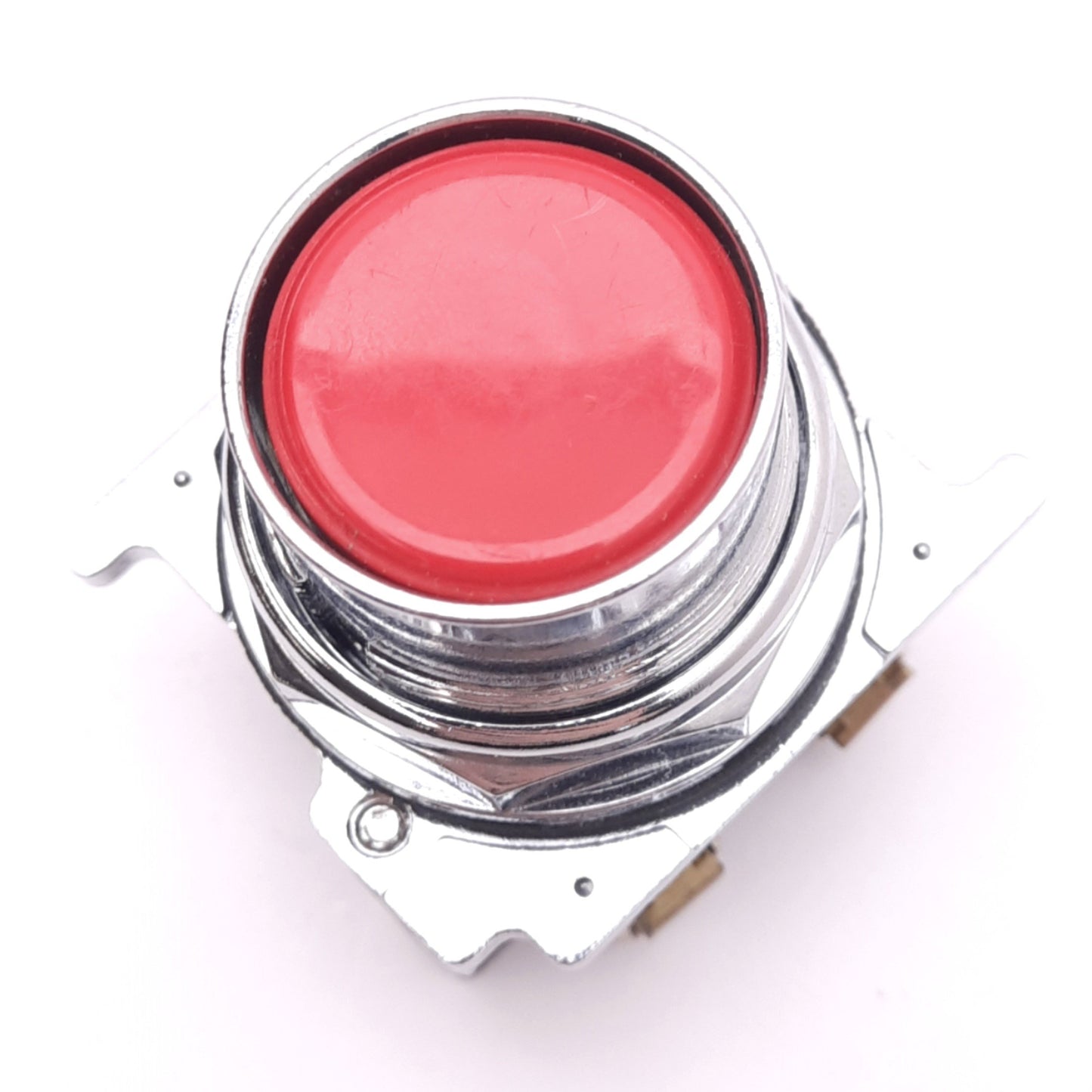 Used Eaton 10250T102-1 Flush Pushbutton Switch, ø30.5mm, 1NO 1NC, 600VAC 10A Max