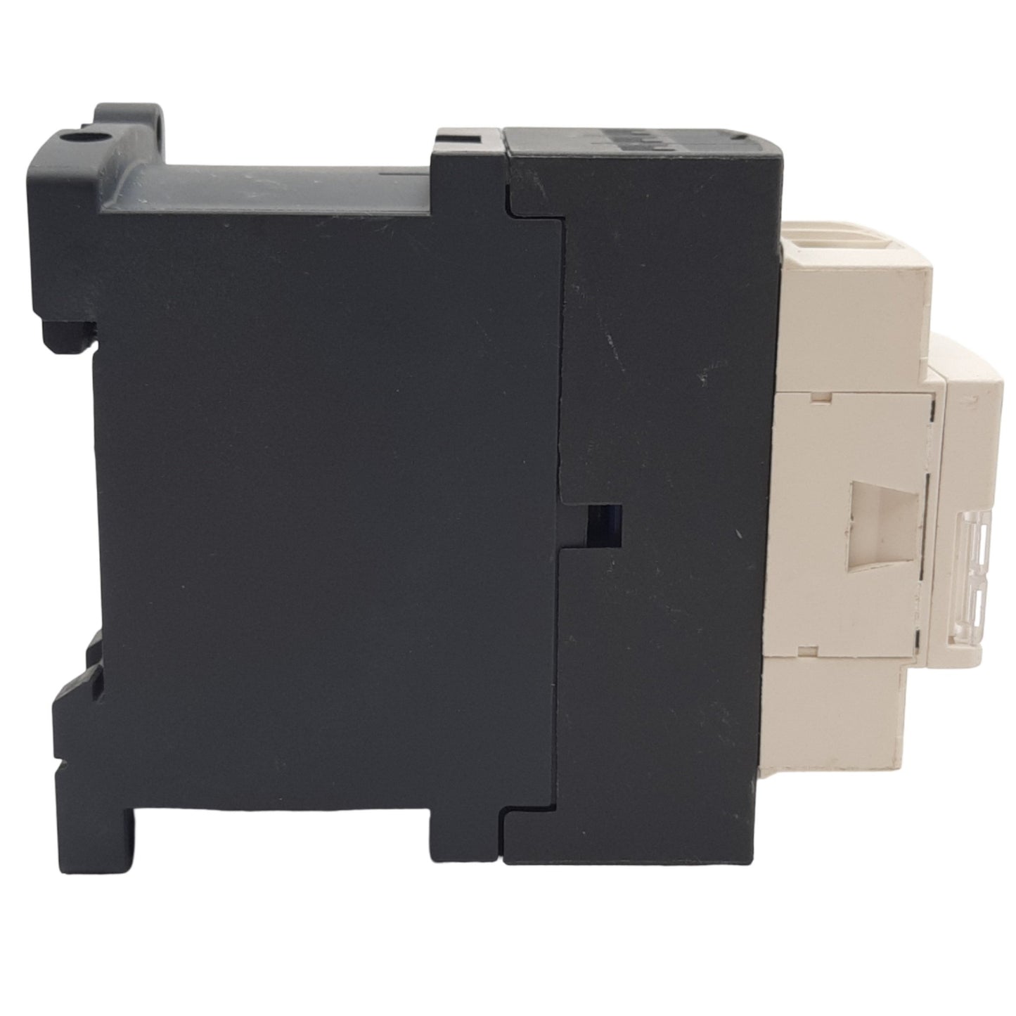 Used Telemecanique LC1D18BL TeSys D Contactor 3 Poles, 3NO, 24VDC Coil, 32A
