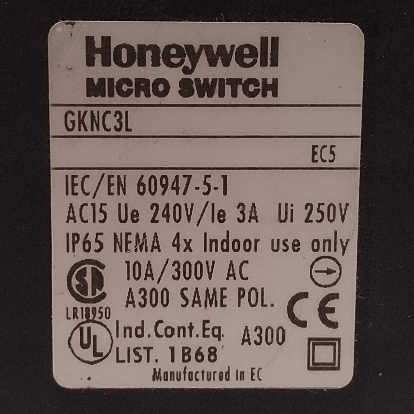 Used Honeywell GKNC3L MICRO SWITCH Key-Actuated Switch, 1NC/1NO BBM, 300VAC *No Key*