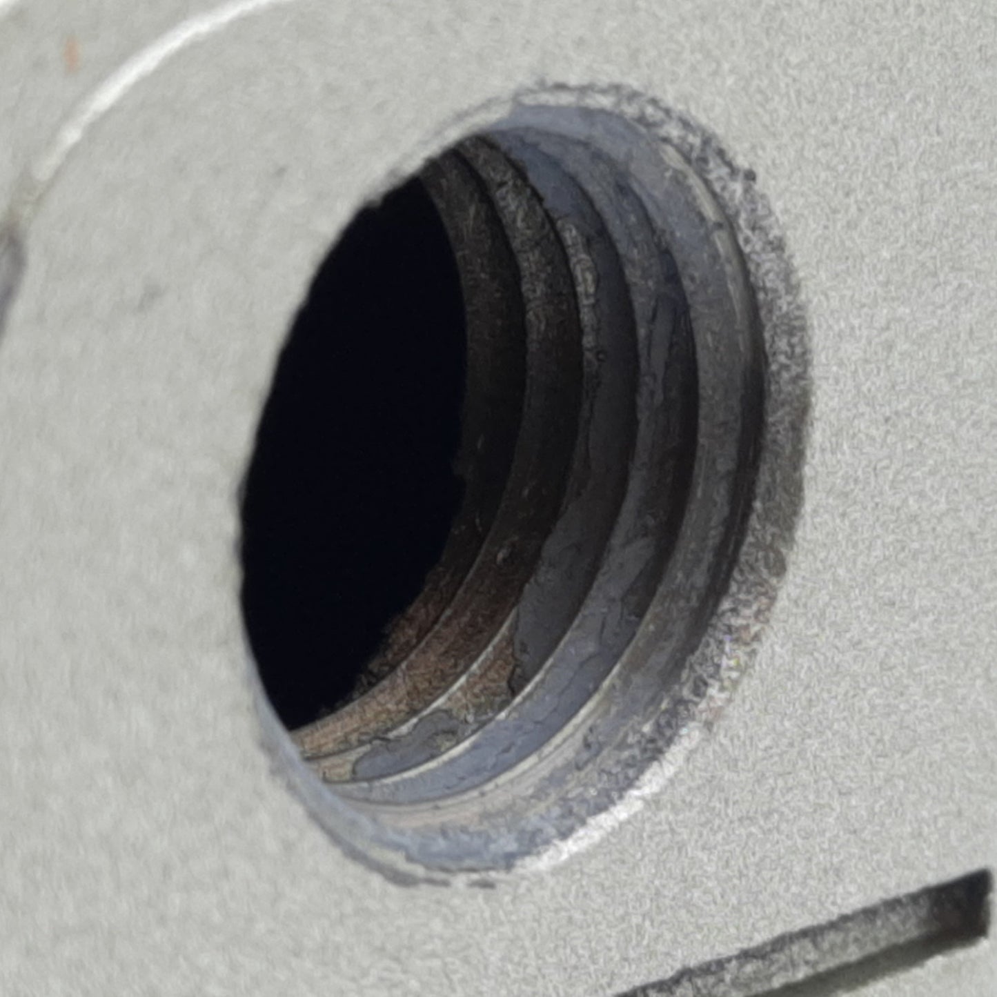 Used Clippard MMR-2Q-P60 Air Regulator, Port 1/4" NPT, Gauge Port 1/8" NPT, 7-60 PSIG