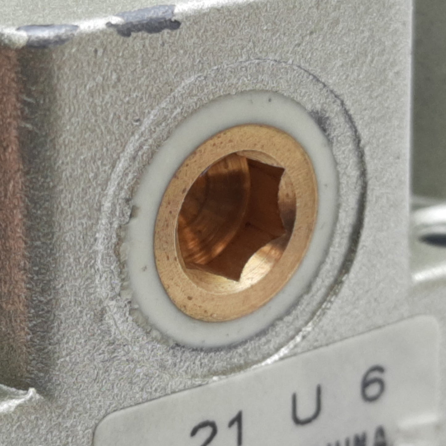 Used Clippard MMR-2Q-P30 Air Regulator, Port 1/4" NPT, Gauge Port 1/8" NPT, 7-30 PSIG