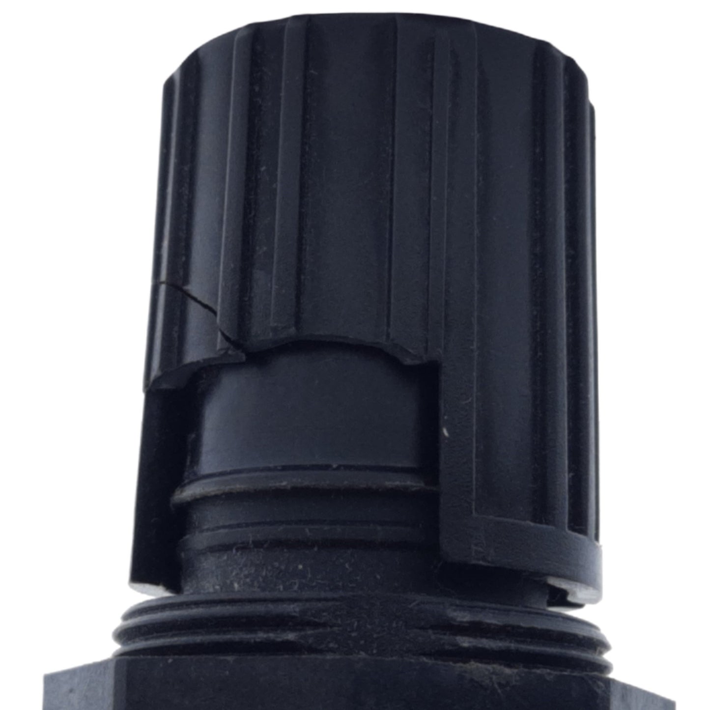 Used TPC UPR2000-01 Pneumatic Regulator, Port 1/8" NPT, 7-120PSI Set *Cracked Knob*