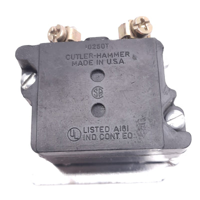 Used Eaton 10250T181NC2N Heavy Duty Green Indicator Pilot Light, ø30.5mm, 120VAC Lamp