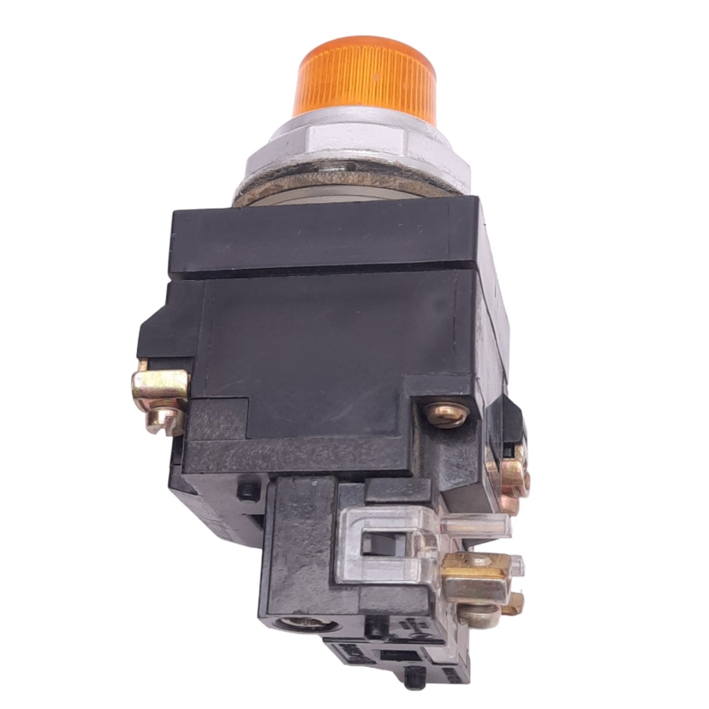 Used General Electric CR104PBL01M1S2 Illuminated Pushbutton, ø30.5mm, 1NC, 120V Lamp